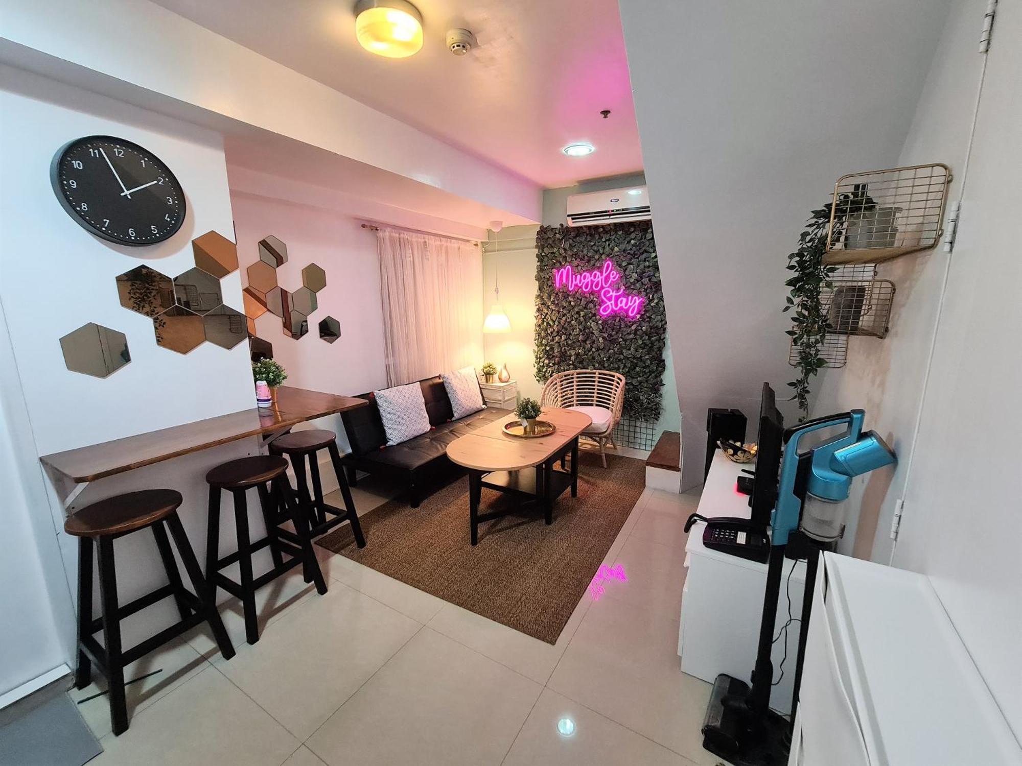 Muggle Stay Guest House - Bonifacio Global City Taguig مانيلا الغرفة الصورة
